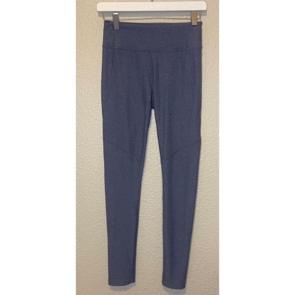 Outdoor Voices Navy Leggings Size Small